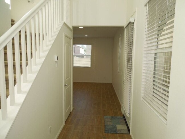 Building Photo - 42640 Indigo Pl