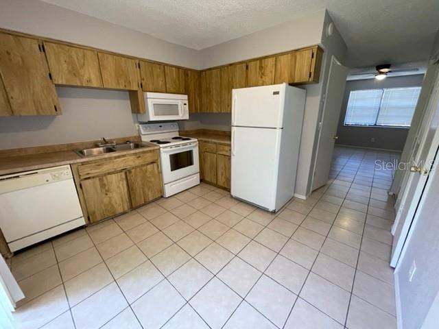 Building Photo - 8947 Cochise Ln