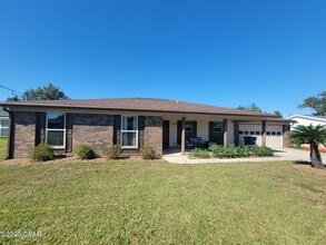 Building Photo - 3136 Lawton Ct