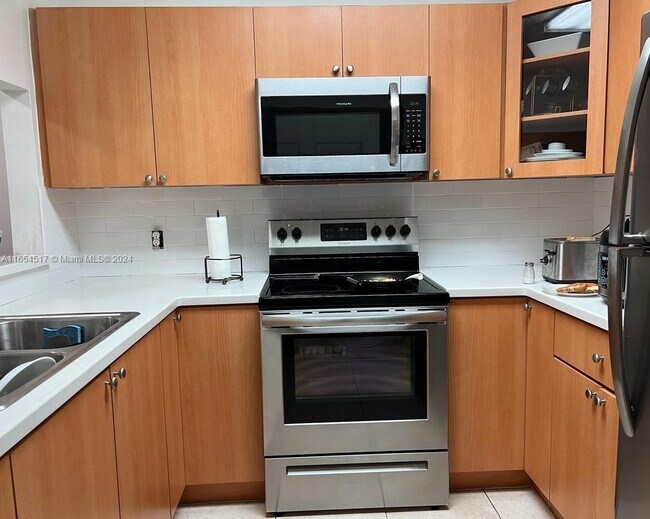 Foto del edificio - 8185 NW 7th St