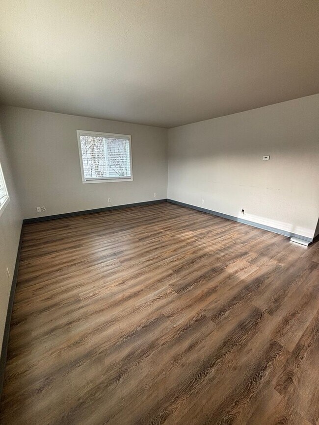 Foto del edificio - 1404 Toole Ave