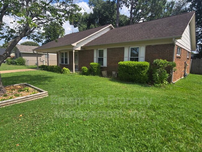 Foto del edificio - 6967 Dawnhill Rd