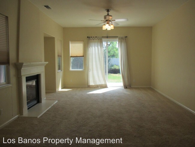 Building Photo - 4 br, 2 bath House - 1628 Wildrye Ave