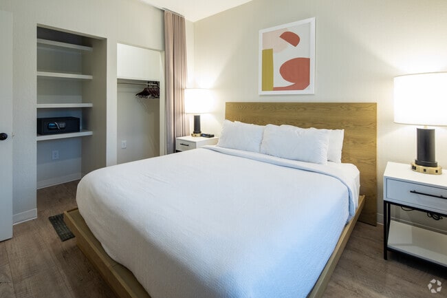 2 habitaciones, 1 baño - 750 pies cuadrados - Dormitorio principal - Waterwalk Huntsville