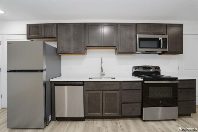 Foto del edificio - 799 E Grand Blvd