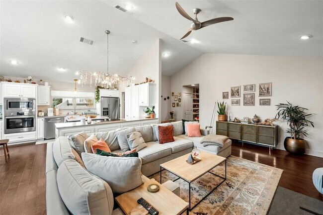 Foto del edificio - 2802 Warren St