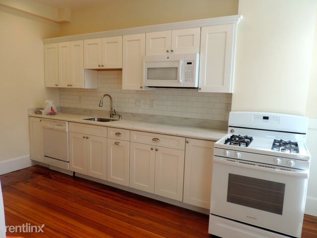 Building Photo - 249 L St