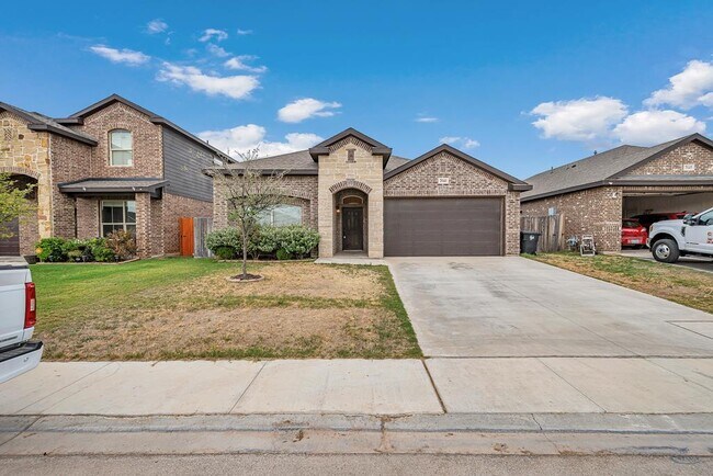 Building Photo - 7041 XIT Ranch Rd