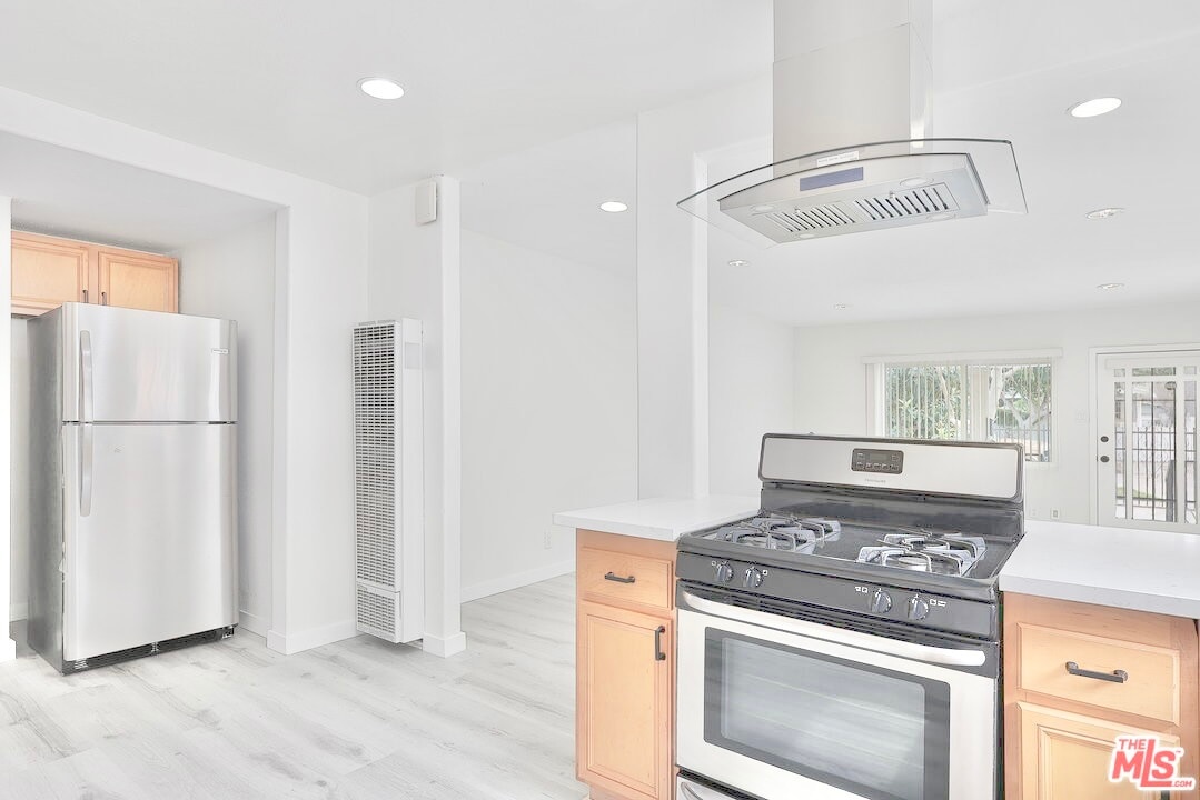 2749 S Mansfield Ave Unit 2749