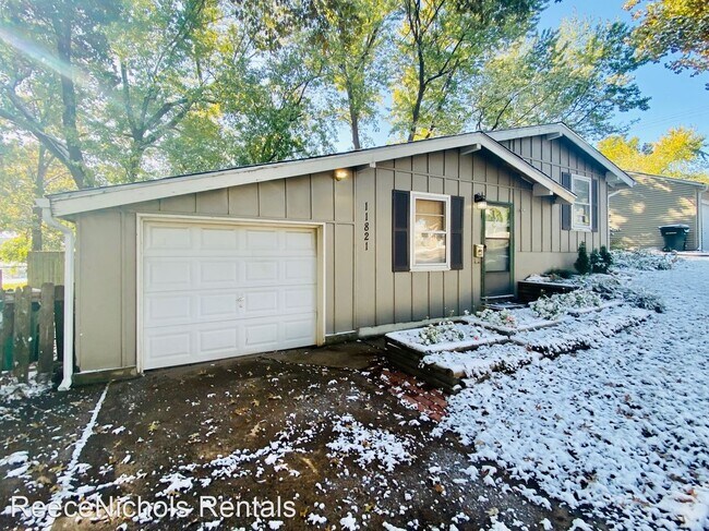 Foto del edificio - 3 br, 2 bath House - 11821 W 67th St