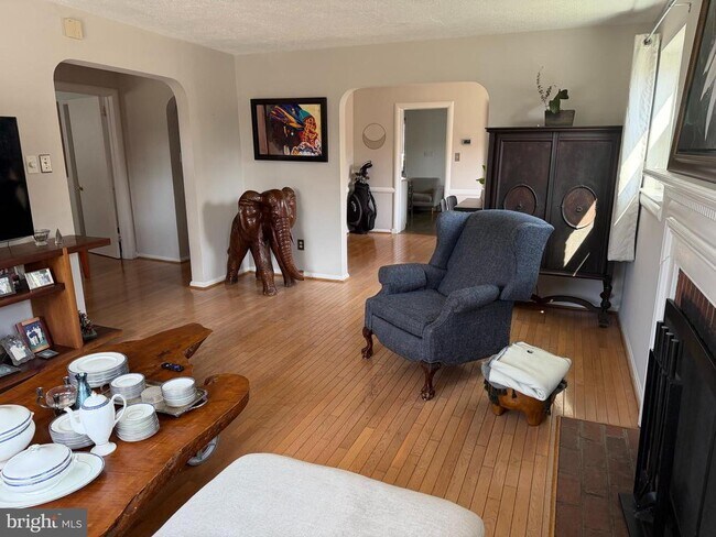 Foto del edificio - 2101 N Nottingham St