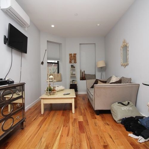 Foto del edificio - 453 Irving Ave