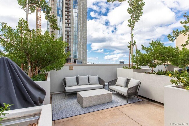 Building Photo - Aalii High Floor 1 bedrrom, 1 bath, 1 parking