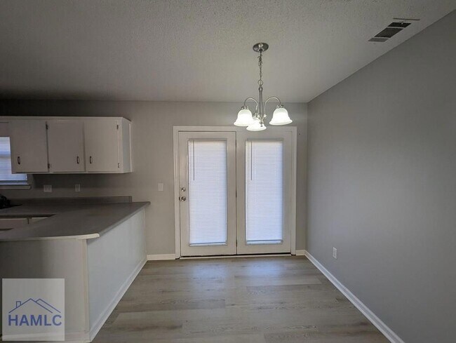 Foto del edificio - 971 Yale Ct