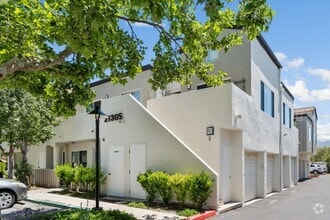 Building Photo - 21305 Nandina Ln