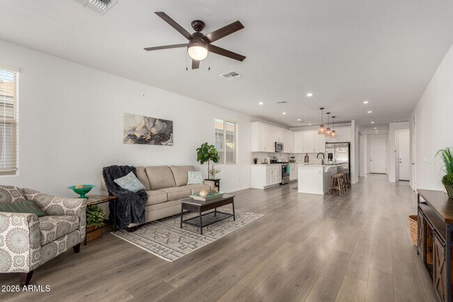 Foto del edificio - 20264 W Montecito Ave