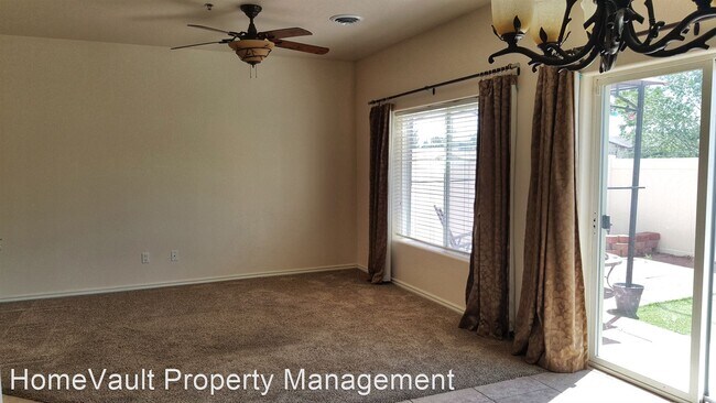 Building Photo - 3 br, 2.5 bath House - 1963 Hollyhock Cir.