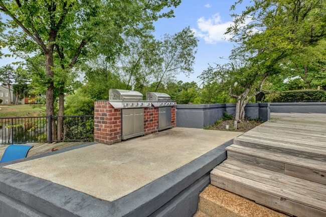 Building Photo - Edge at Lakeview