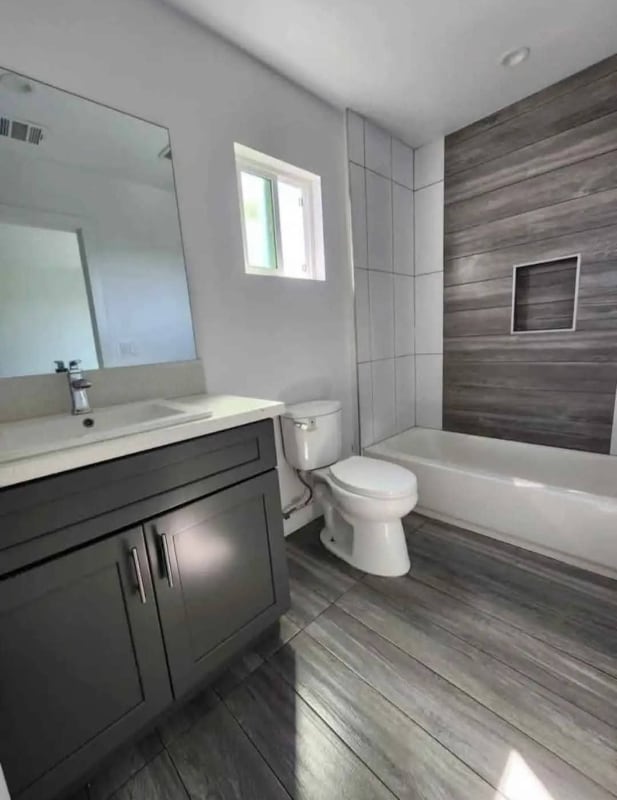 Building Photo - 1228 Normandie Ave