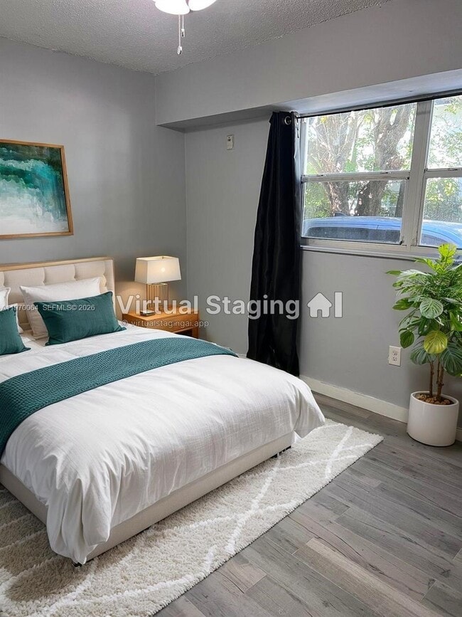 Foto del edificio - 7820 NE Bayshore Ct