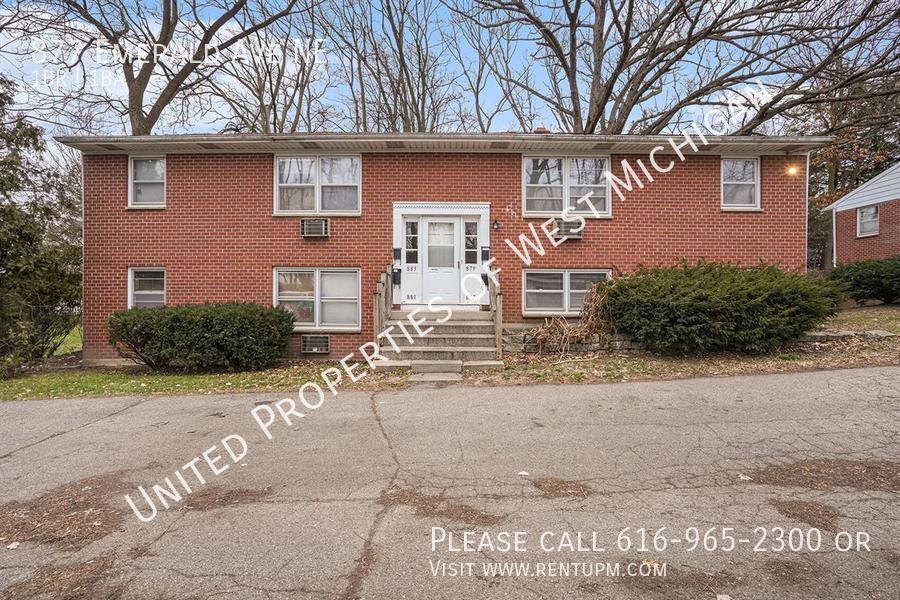 Primary Photo - Available Now | 1 Bed 1 Bath Apartment in ...