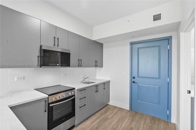 Foto del edificio - 1536 NW 15th Ave