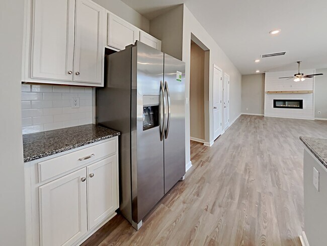 Building Photo - 4019 Penwood Pl