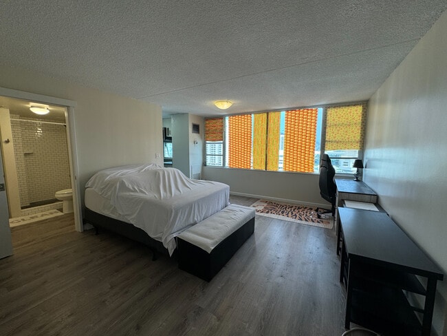 Foto del edificio - 400 Hobron Ln