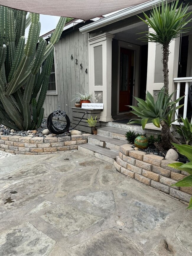 Photo - 6254 Agnes Avenue House