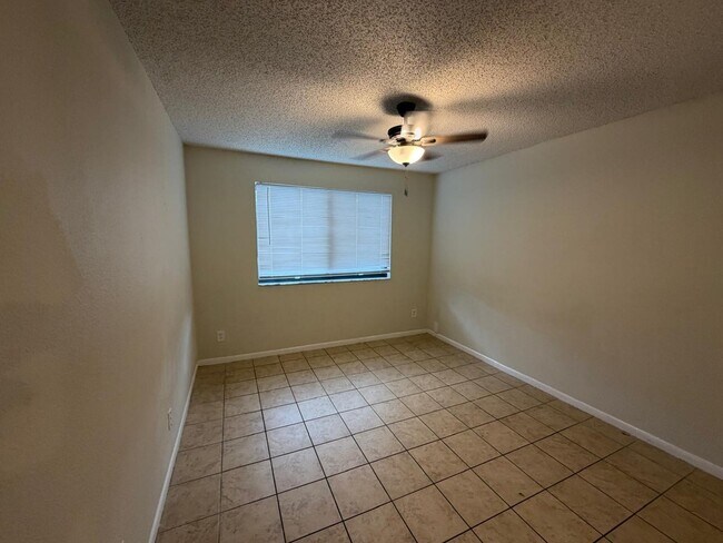 Foto del edificio - 9144 W Atlantic Blvd