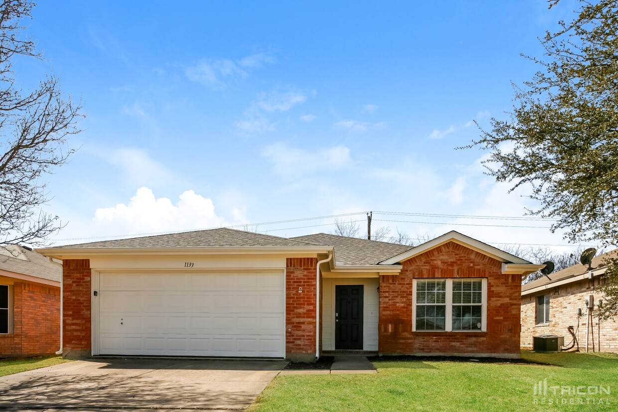 Primary Photo - 1133 Single Tree Dr