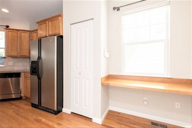 Foto del edificio - Absolutely Charming 3-Bed 2.5-Bath Home wi...