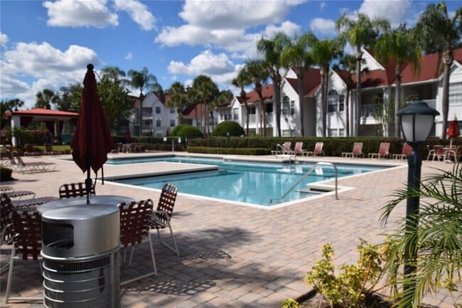 Foto del edificio - 11562 Westwood Blvd