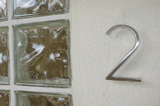 Foto del edificio - 3615 Greenfield Ave