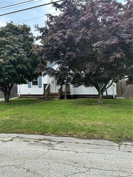 Foto del edificio - 760 Strawberry Field Rd