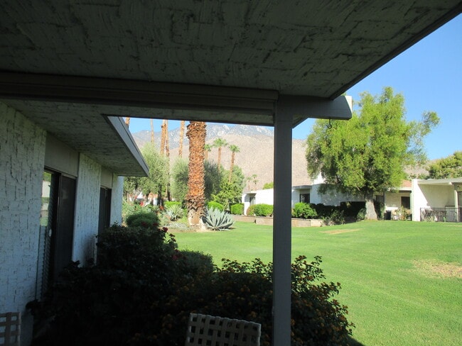 Building Photo - 2230 S Sunshine Cir