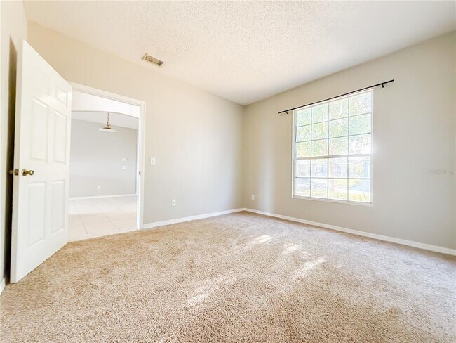 Foto del edificio - 1129 Knollwood Dr