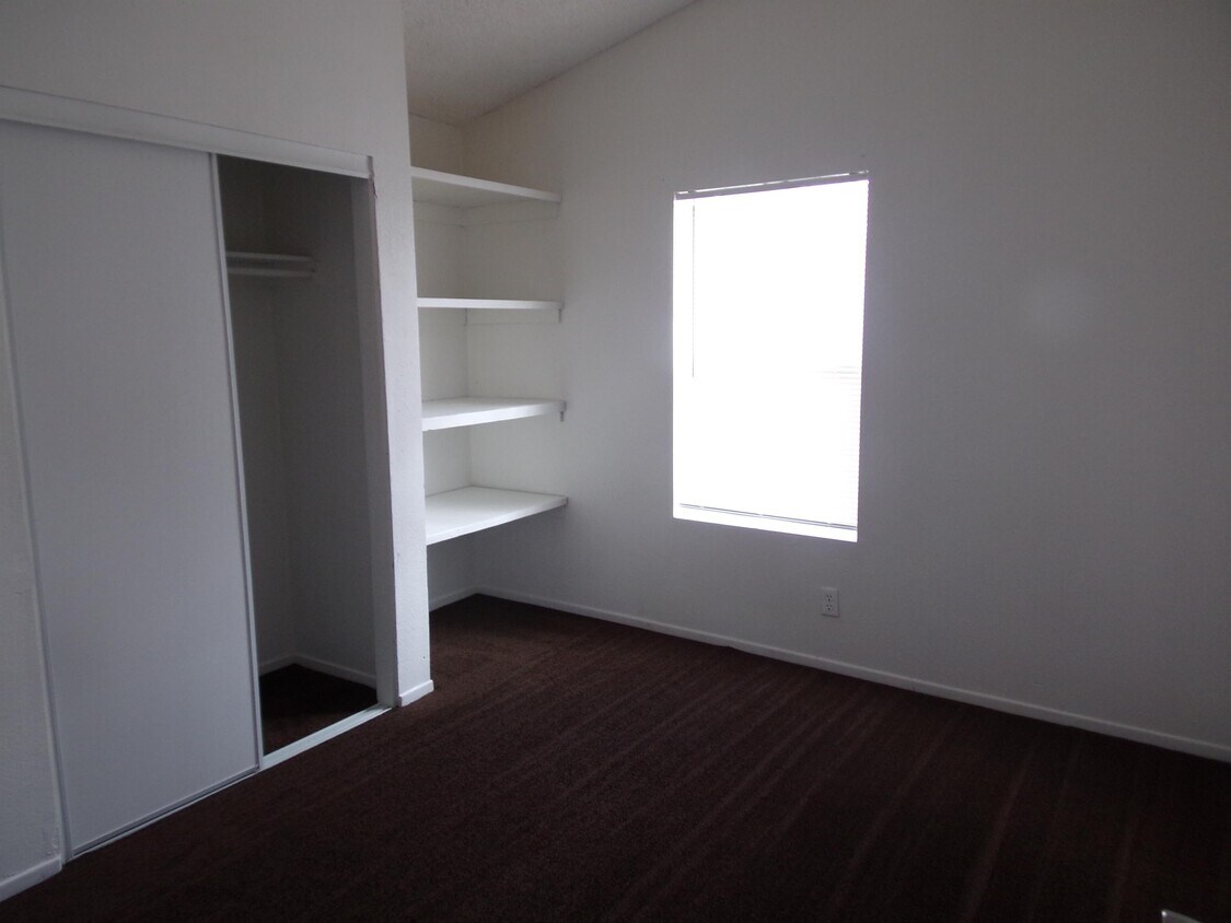 Foto principal - 21782 Wisteria St