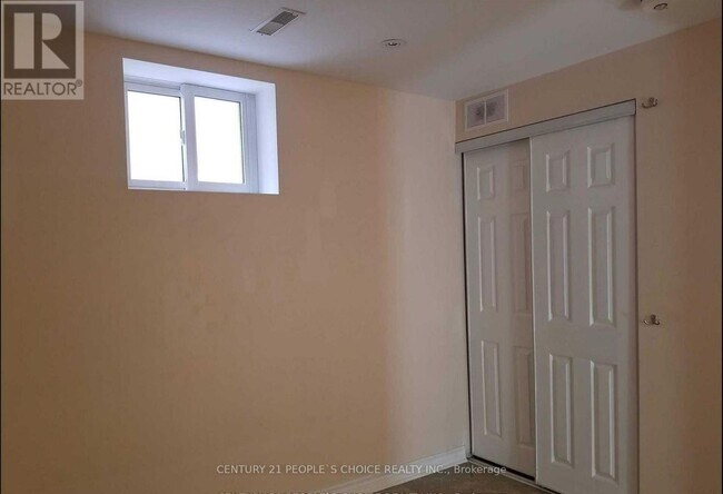 Photo du bâtiment - 5689 Sidmouth St