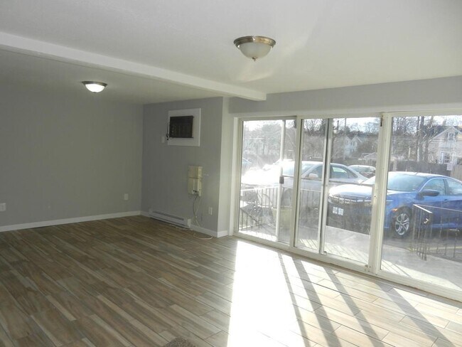 LivingRoom - 260 Tremont St