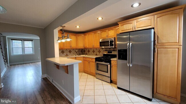 Foto del edificio - 967 W Ashland Ave