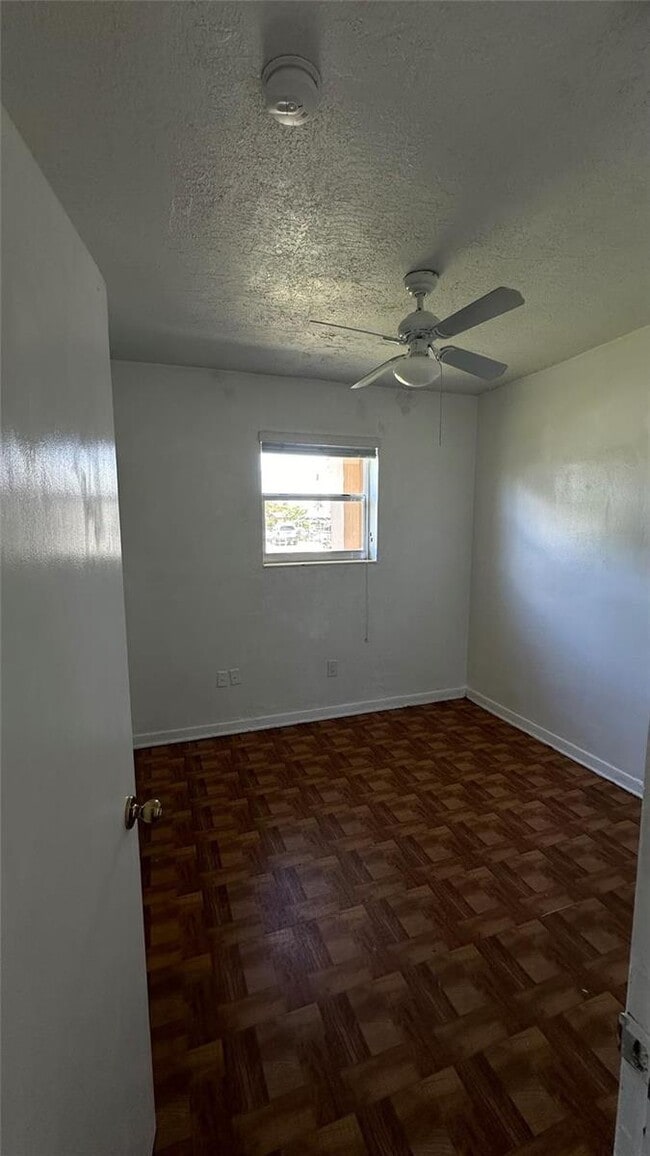 Foto del edificio - 10741 SW 150th Terrace