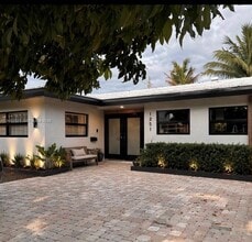Building Photo - 1251 SW 11th Terrace