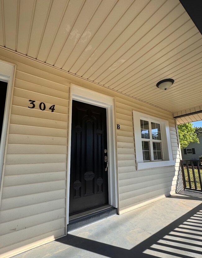 Foto del edificio - Greenville Rental Alert! Minutes from Unity Park & Downtown Greenville!