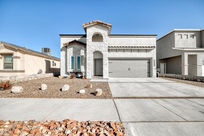 Building Photo - Eastside area for Short or Long Term Rental(Completely Furnished) Beautiful 4 bed/2 baths