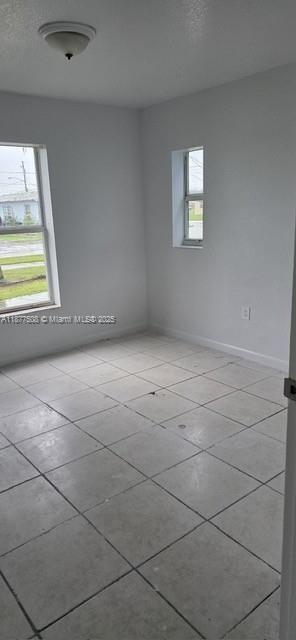 Foto del edificio - 855 SW 5th St