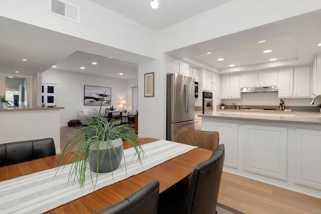Building Photo - Open Sunday 3/1! Beautiful 2-Story 2BD/2.5BA Santa Monica Condo | Large Patios | 2-Car Garage | P...