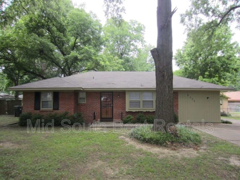 Primary Photo - 4809 Holt Dr