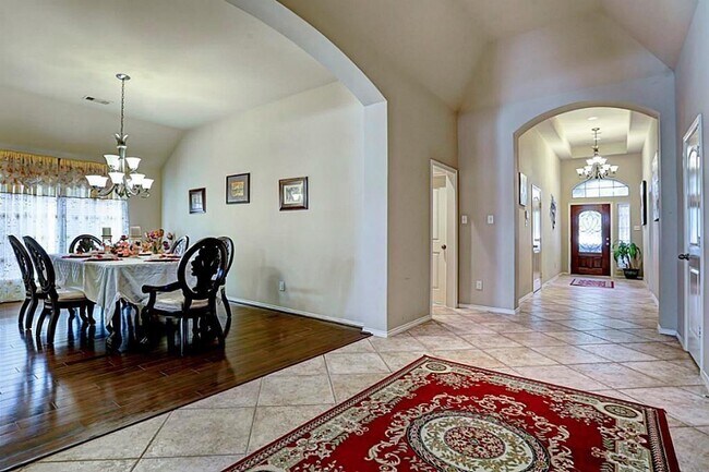 Foto del edificio - 13312 Highland Lake Ln