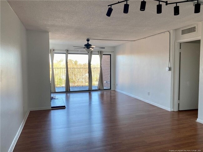 Foto del edificio - 1100 Clarendon St